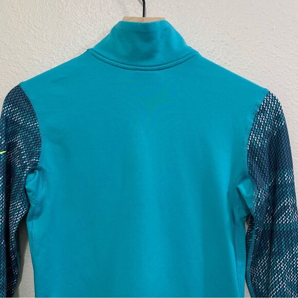NIKE PRO Dri- Fit Half Zip Women’s Medium Aqua Green Thumb Hole Polyester. - Picture 7 of 16